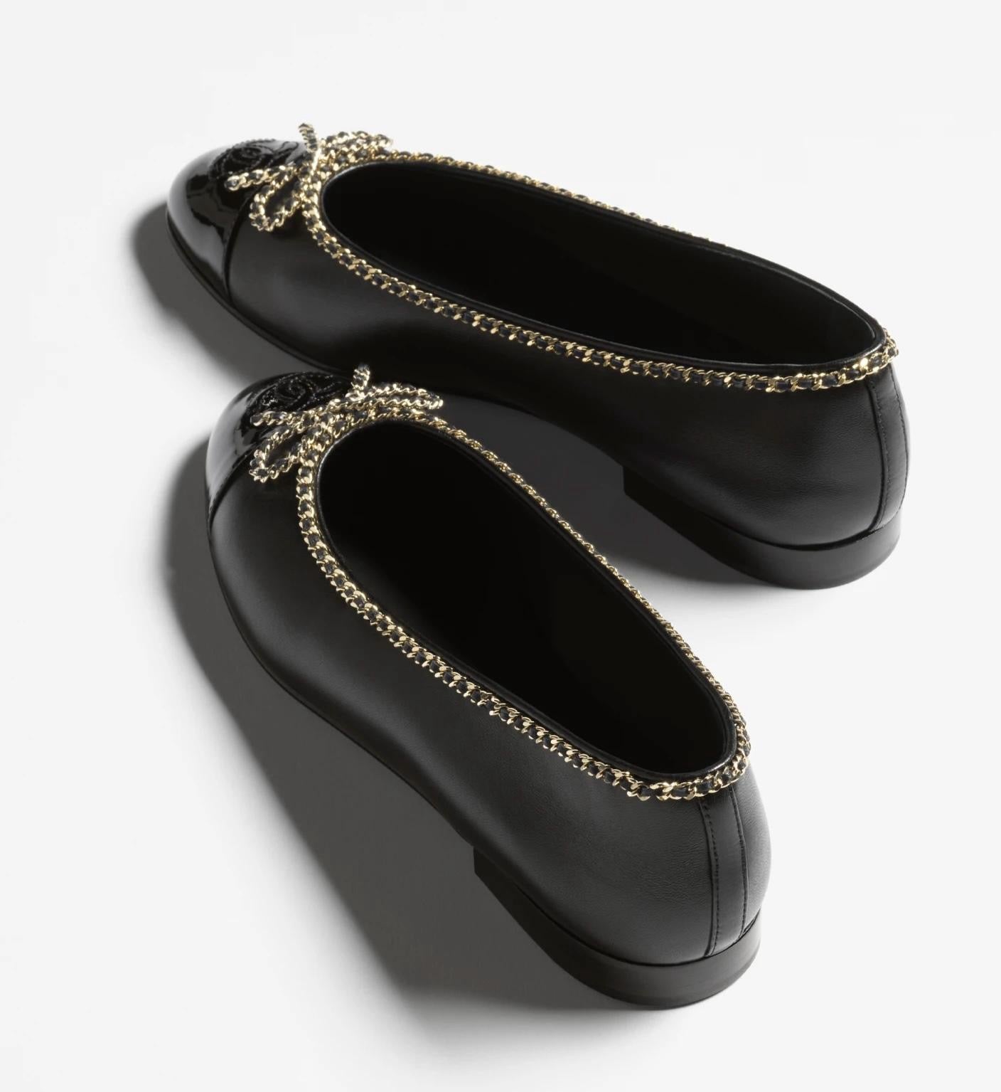 CHANEL Women’s Ballet Flats – Black