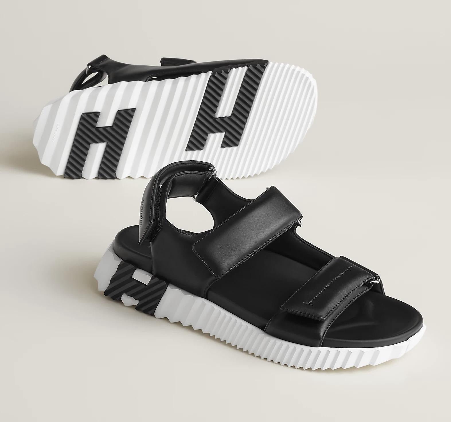 Hermes Men’s Junior Sandals – Black