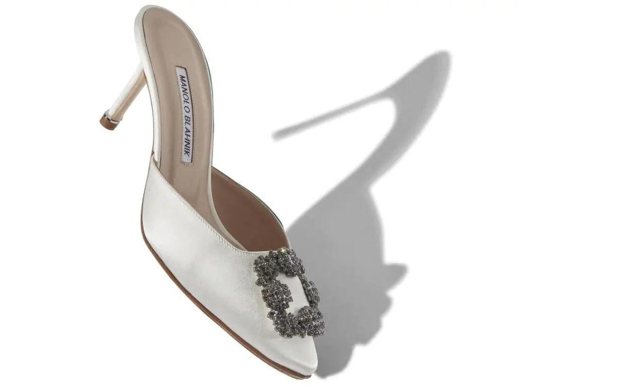 Manolo Blahnik Women’s Hangisimu Heels – White